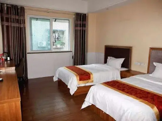 Guiyuan Business Hotel