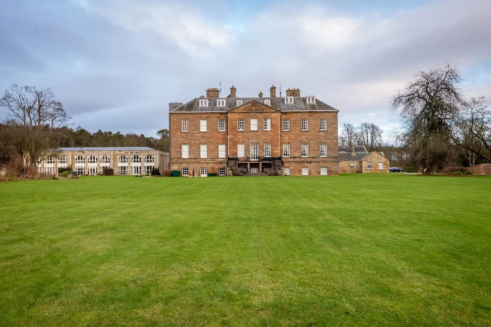 Majestic Apartment in Elie House - фото 8