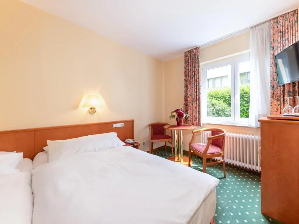 Standard Double room (full double bed)