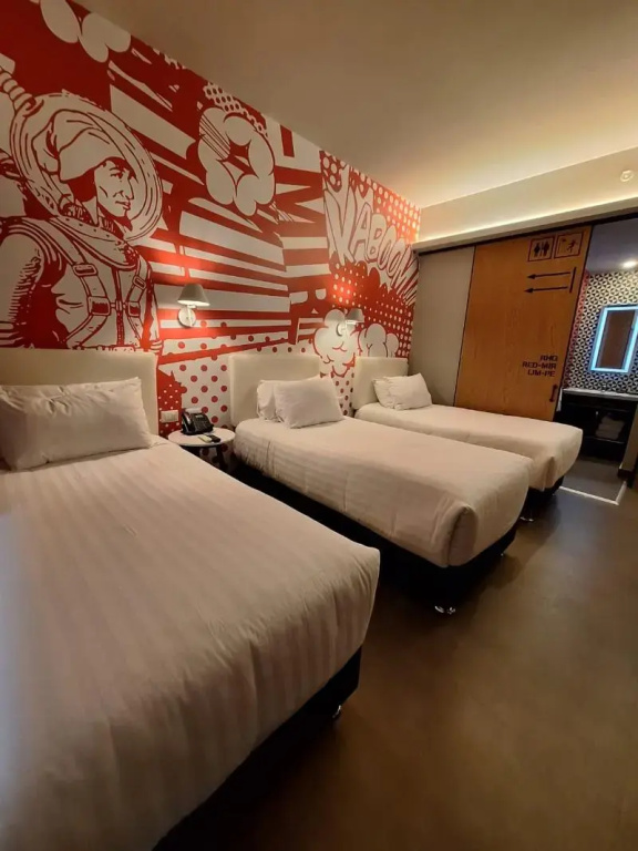 Standard Triple room