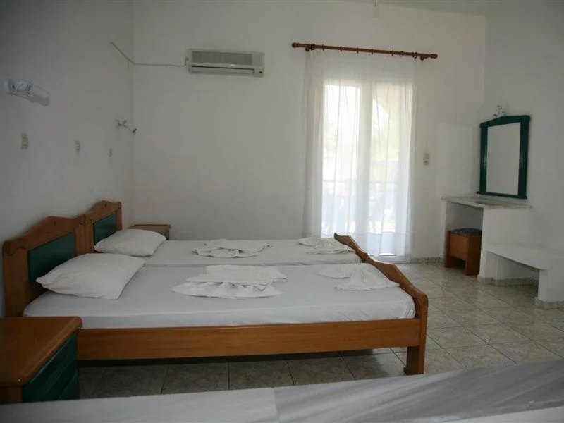 Zeus Hotel 2 * Zeus Hotel 2 *