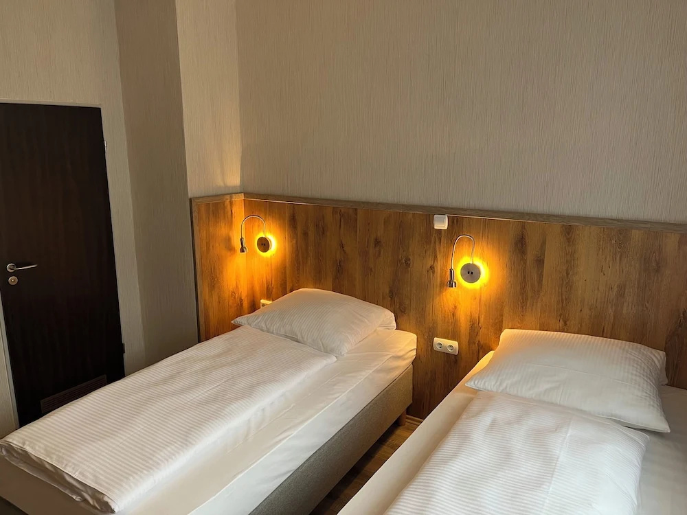 Standard Double room (twin beds)