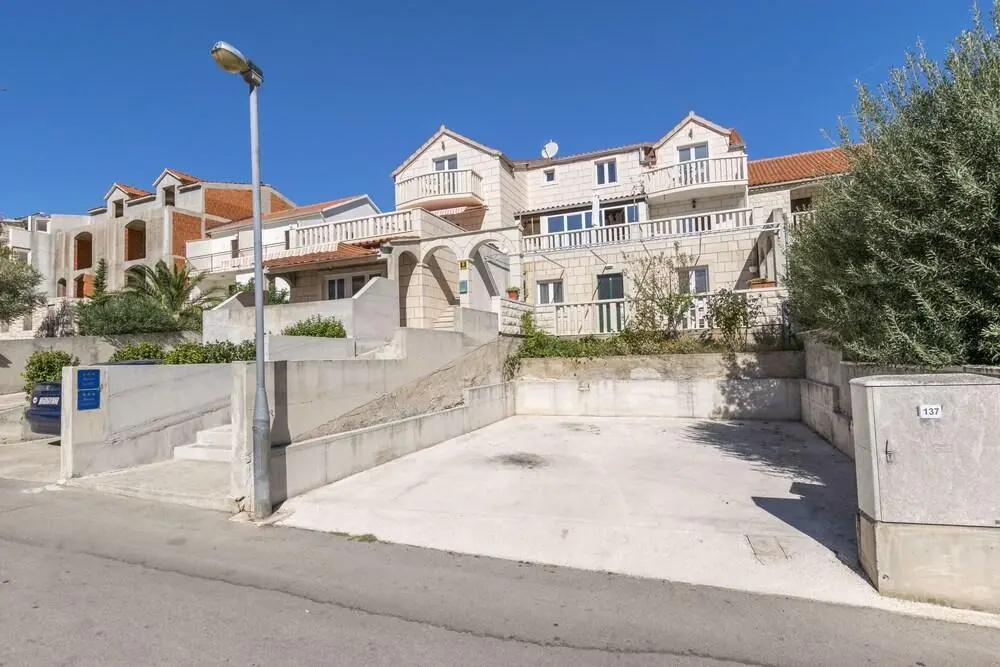 Apartments Katica