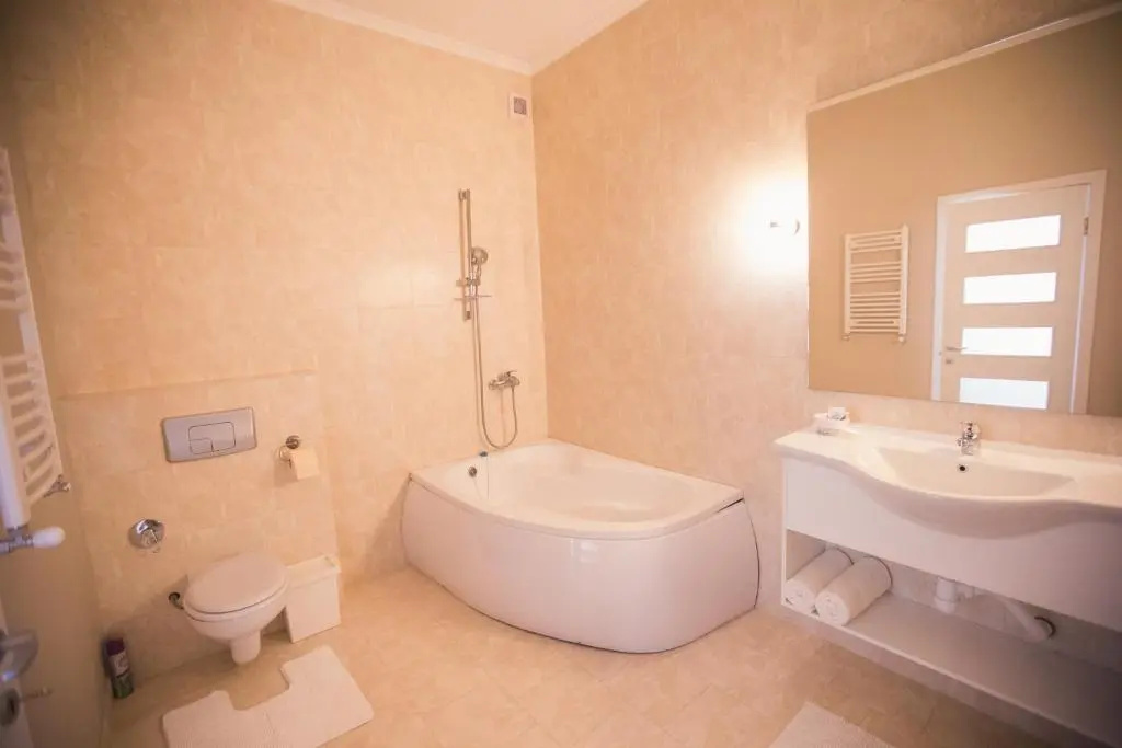Economy Double room (full double bed)