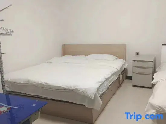 Standard Triple Family room