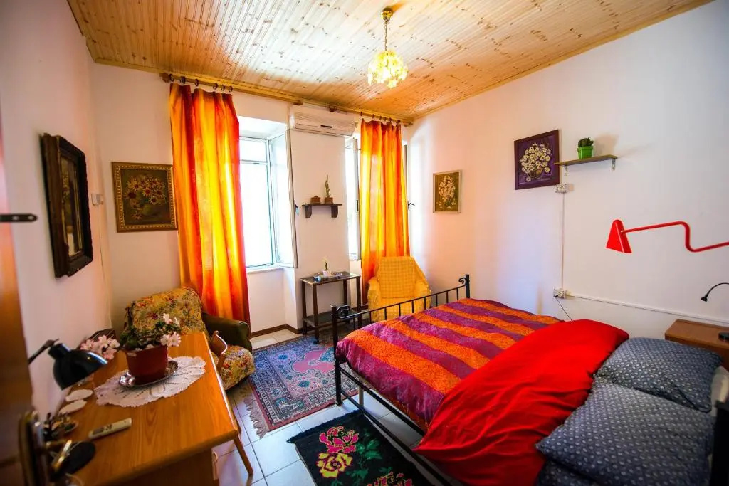 Comfort Double room (full double bed)