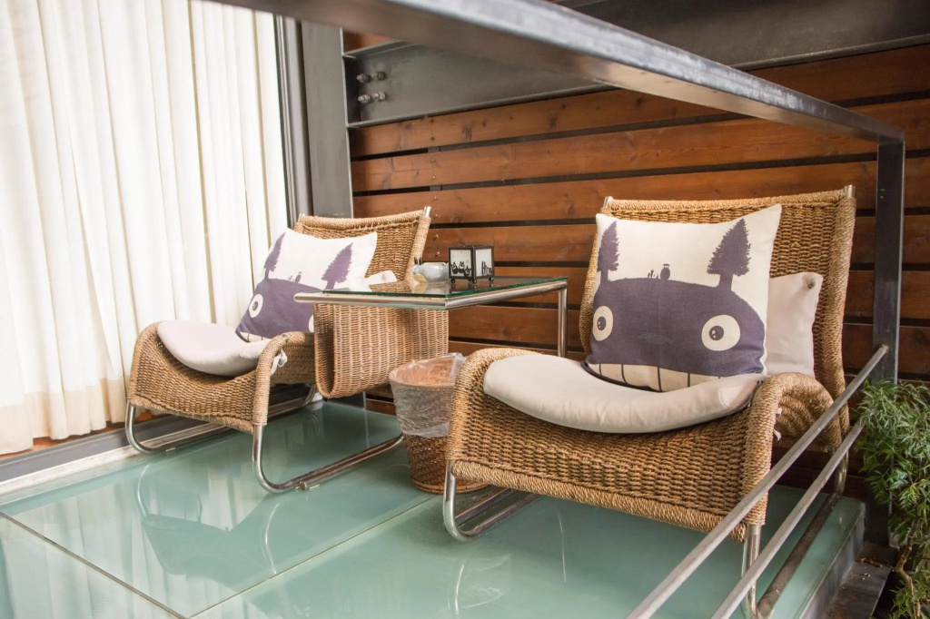Standard Double room with balcony (full double bed)