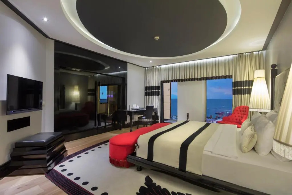 Premium Suite