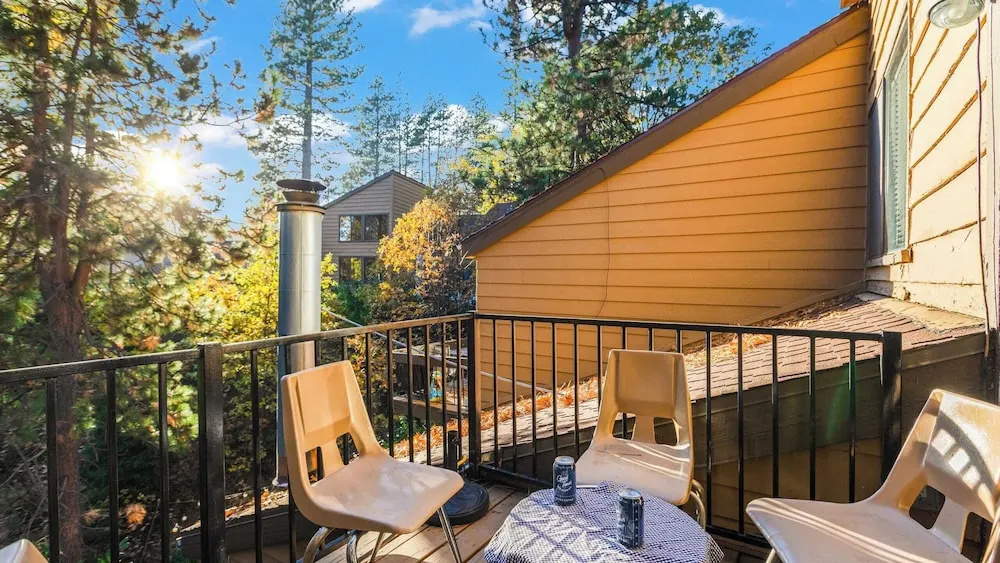 Peaceful Mountain Cabin w/ Decks & Private Beach Access Pine Haven by Avantstay