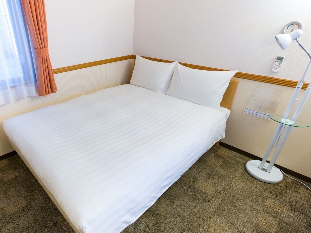 Номер Standard в Toyoko Inn Okinawa Naha Omoromachi Ekimae