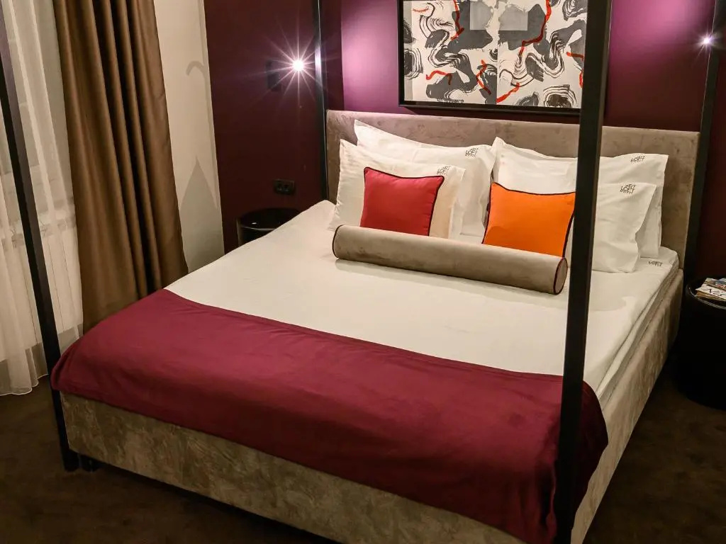 Superior Double room (full double bed)