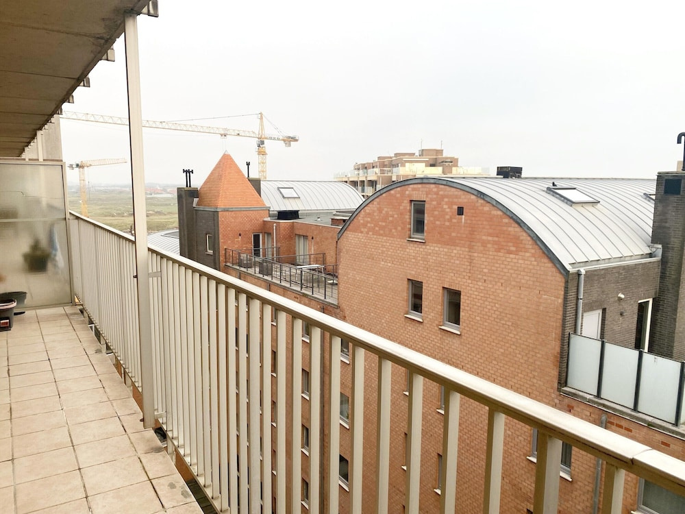 Apartment in Nieuwpoort by the sea