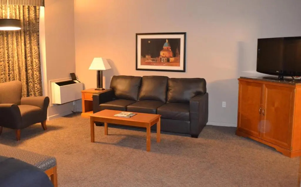 Royal Hotel West Edmonton, Trademark Collection by Wyndham - Chambres