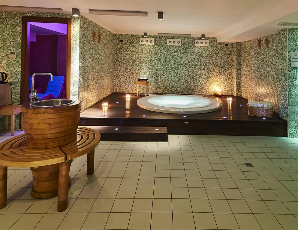Hotel photo 11
