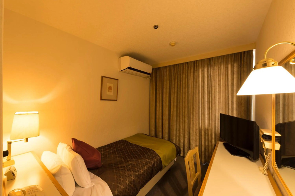 Sky Hotel Uozu — 4