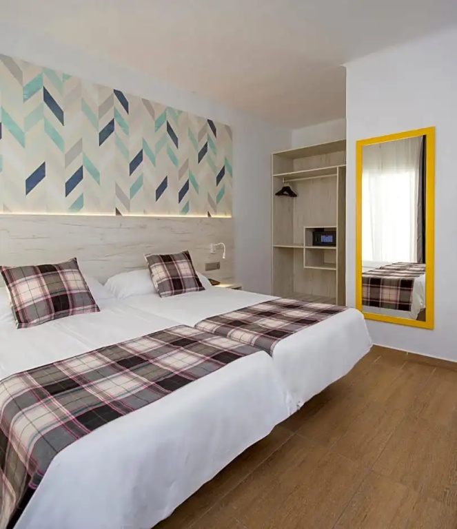 Hotel Vibra Lei Ibiza - Chambres