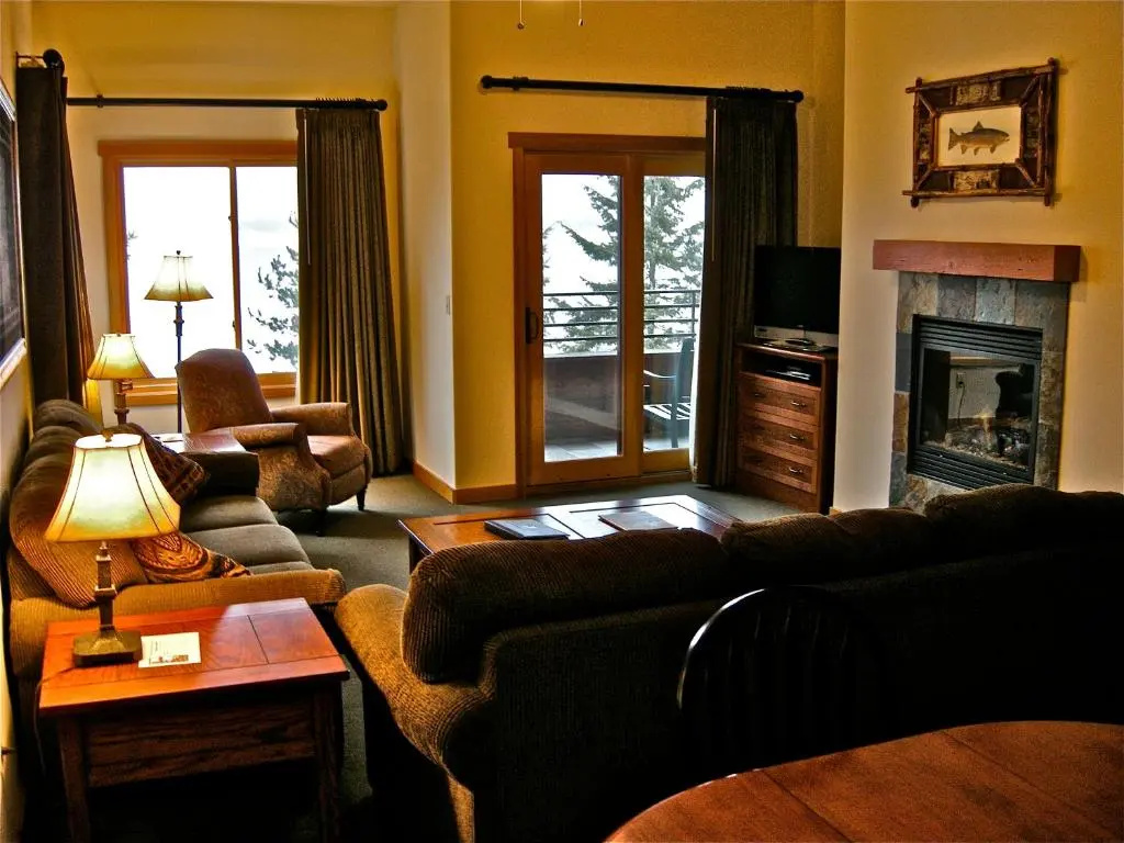1 Bedroom Suite