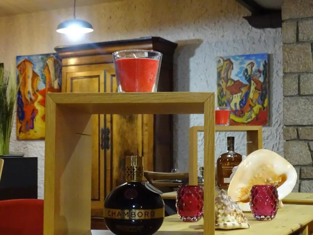 Food & Beverage