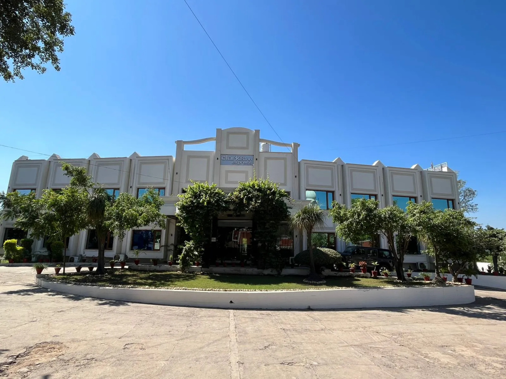 Hotel Clarks Inn Express Baddi