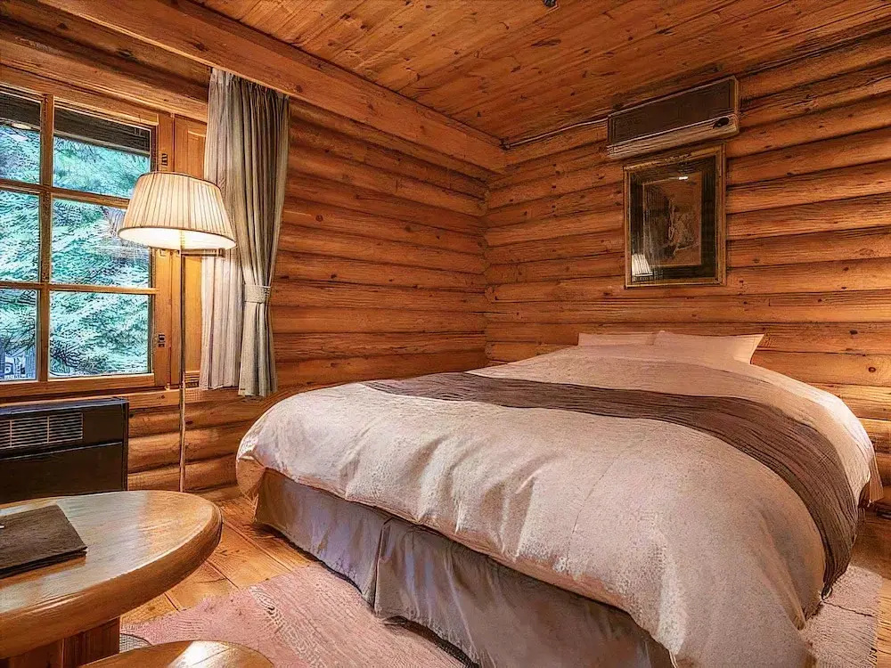 Double Cottage (full double bed)