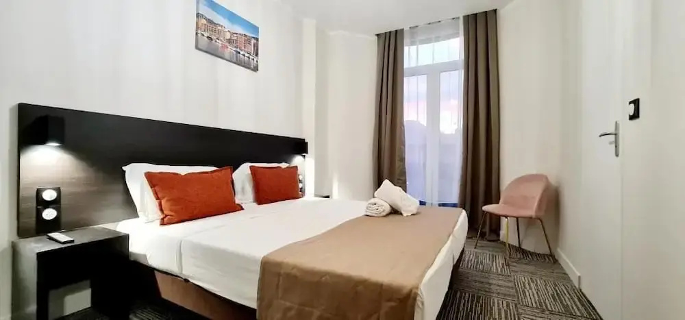Comfort room