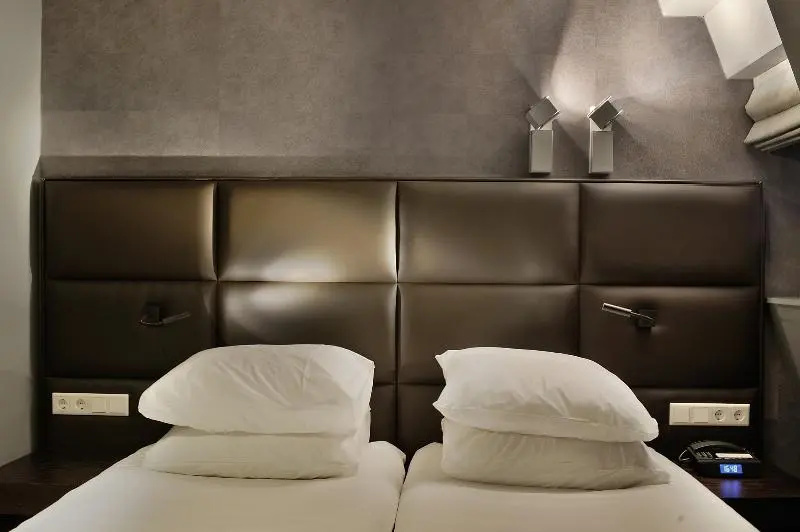 Amsterdam Forest Hotel - Chambres