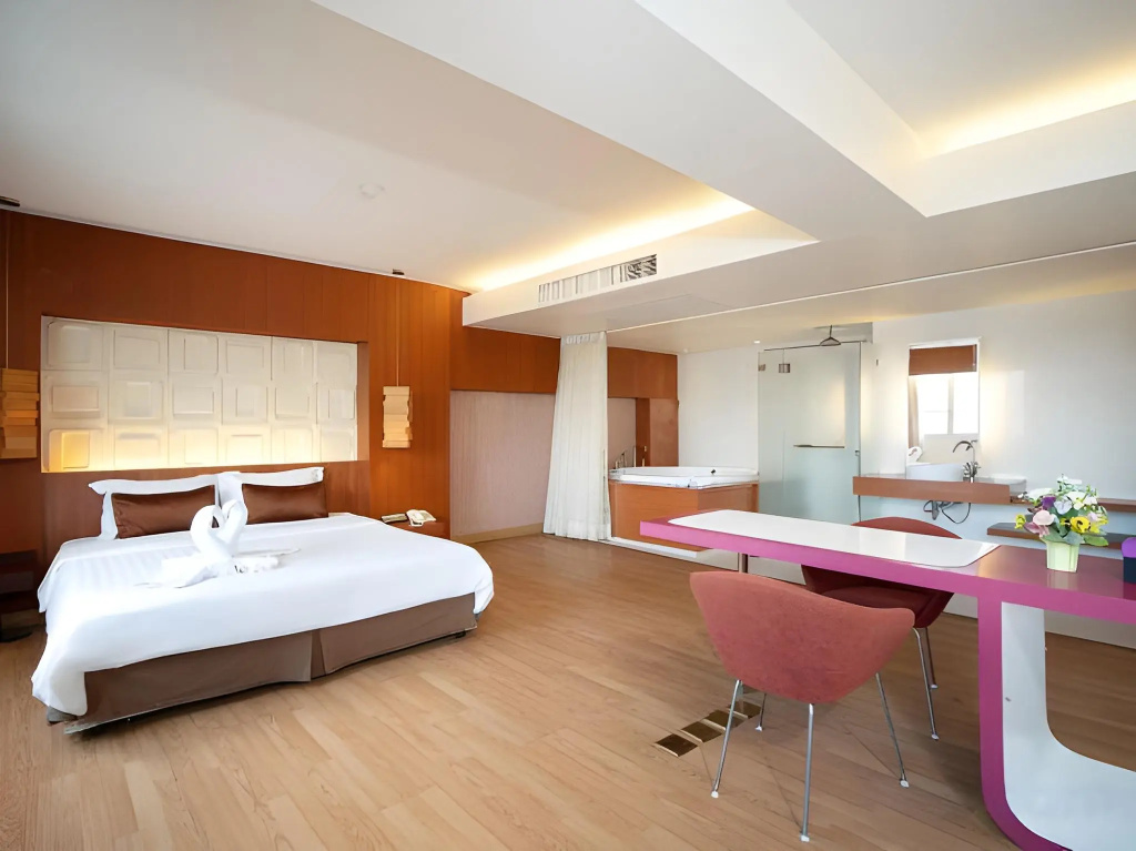 Veronica Residence — 5