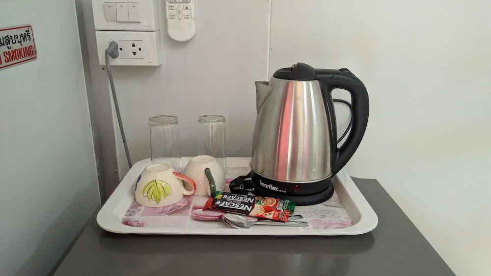 Food & Beverage