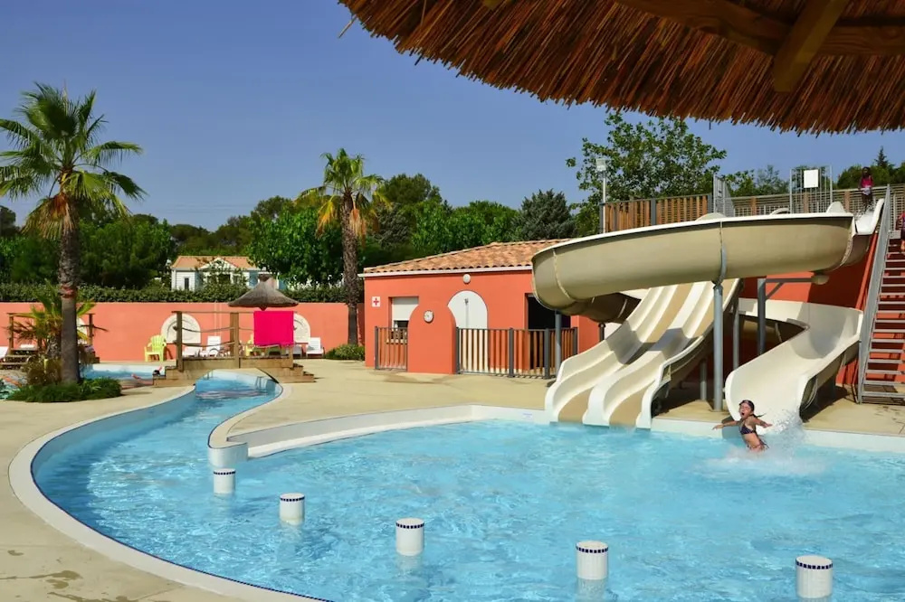 Afficher la photo 7 — Bessan Mobile Home With Pool Fun