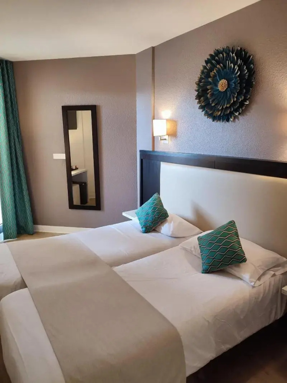 Standard Double room (twin beds)