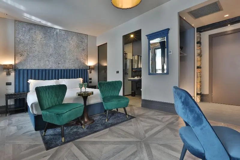 Superior room
