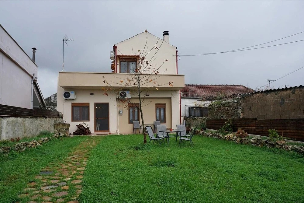 Delightful Country Mansion in ''Armeni''