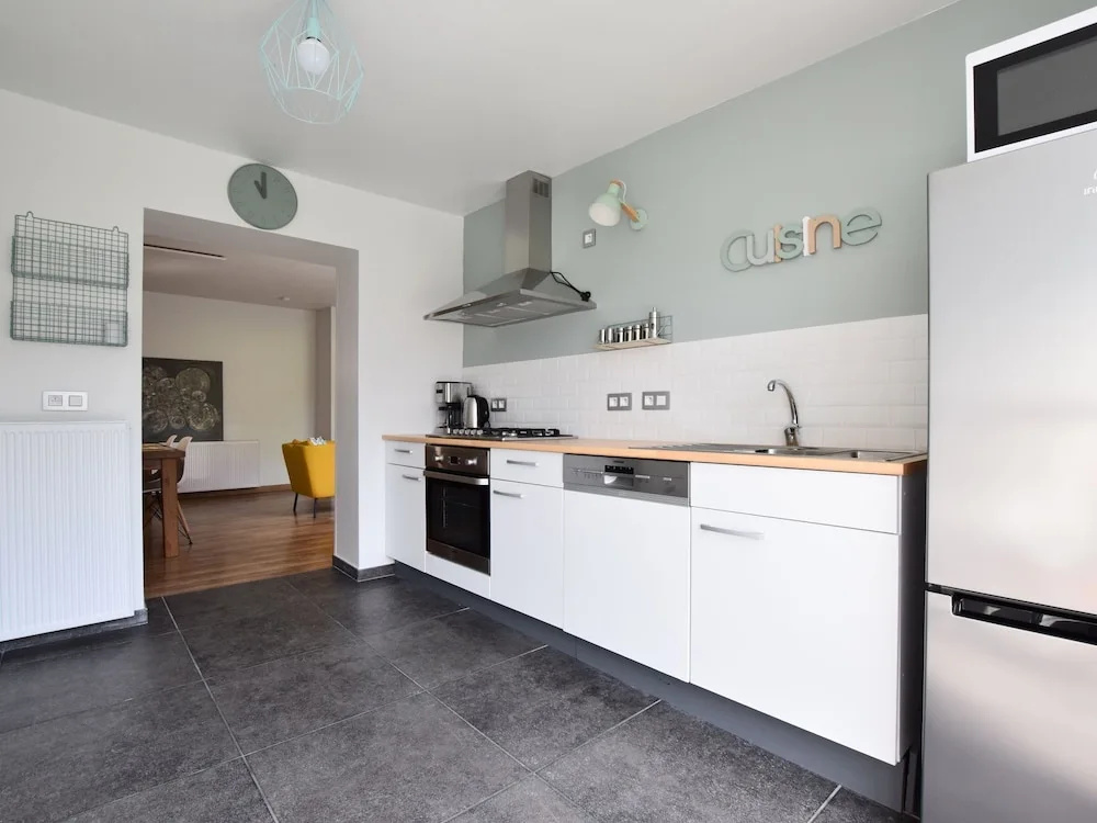 Modern Holiday Home in Bastogne With Fenced Garden - фото 21