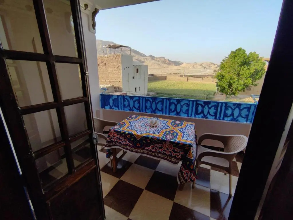 Balcony & Terrace