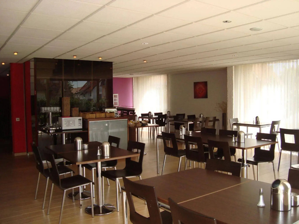 Hotel photo 12