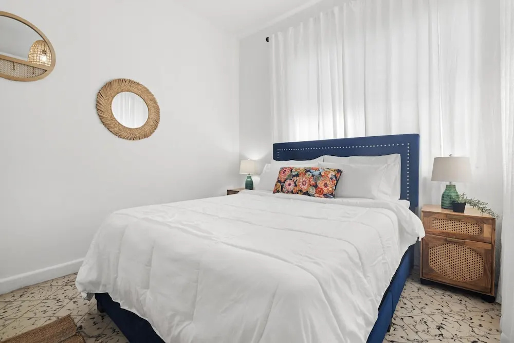 Otium Rentals Historic and Vibrant Apartment