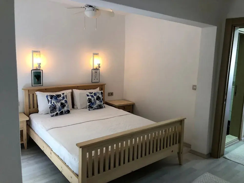 Standard room with balcony and with city view
