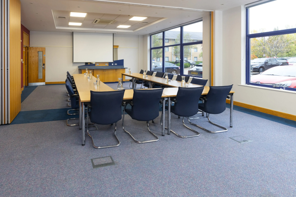 Holiday Inn Express Milton Keynes by IHG - Général