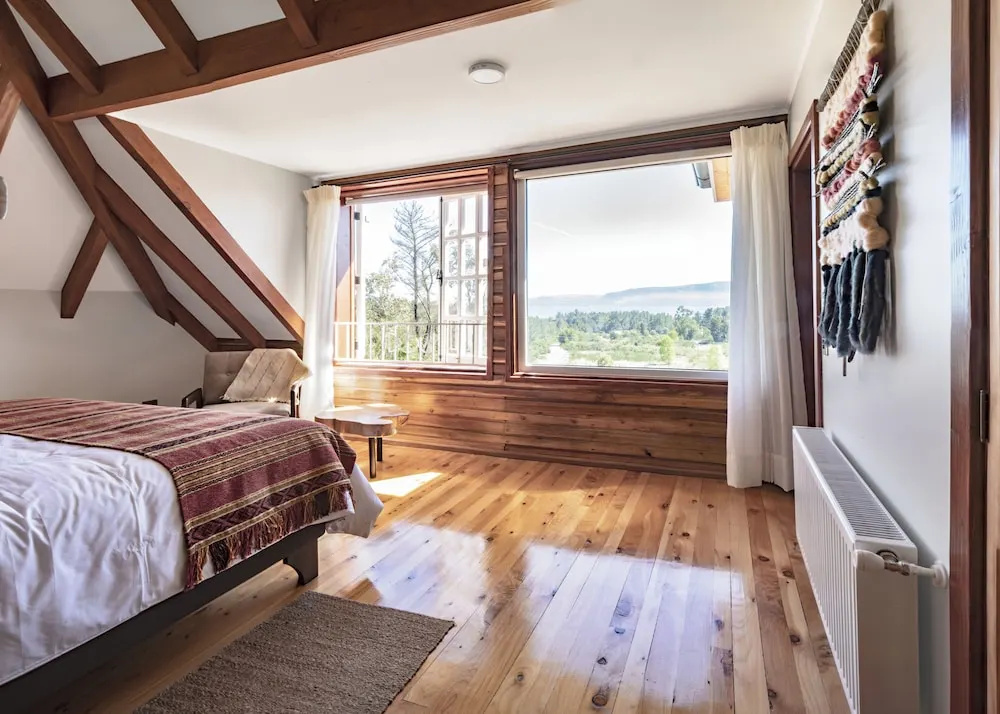 Suite with balcony
