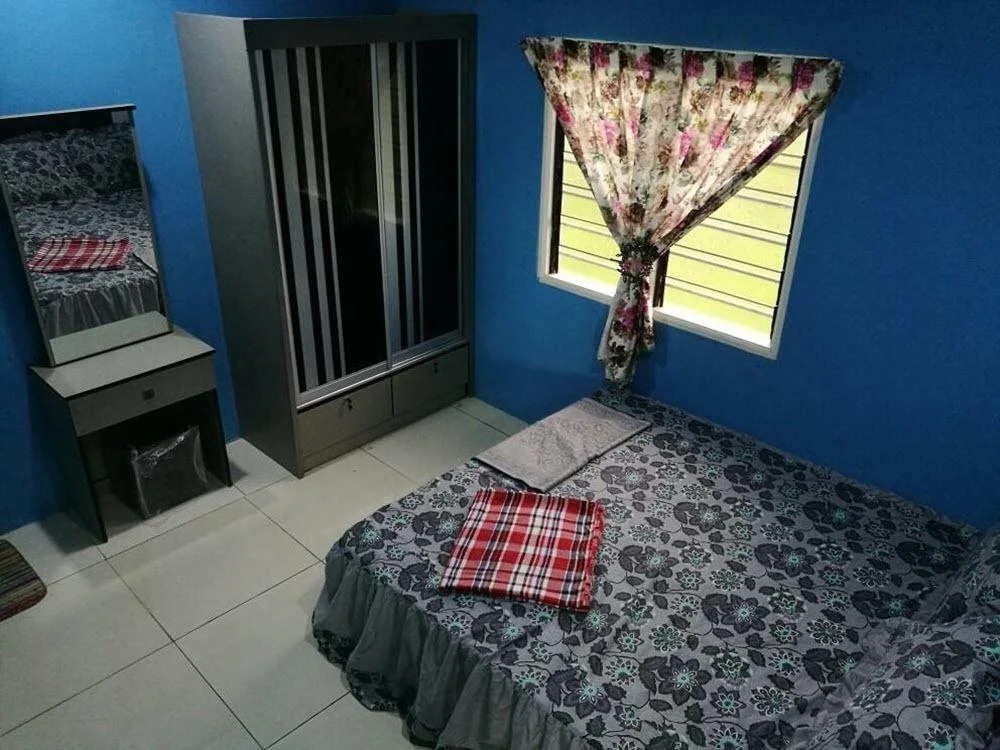 Khaimal Homestay Pulau Enjin