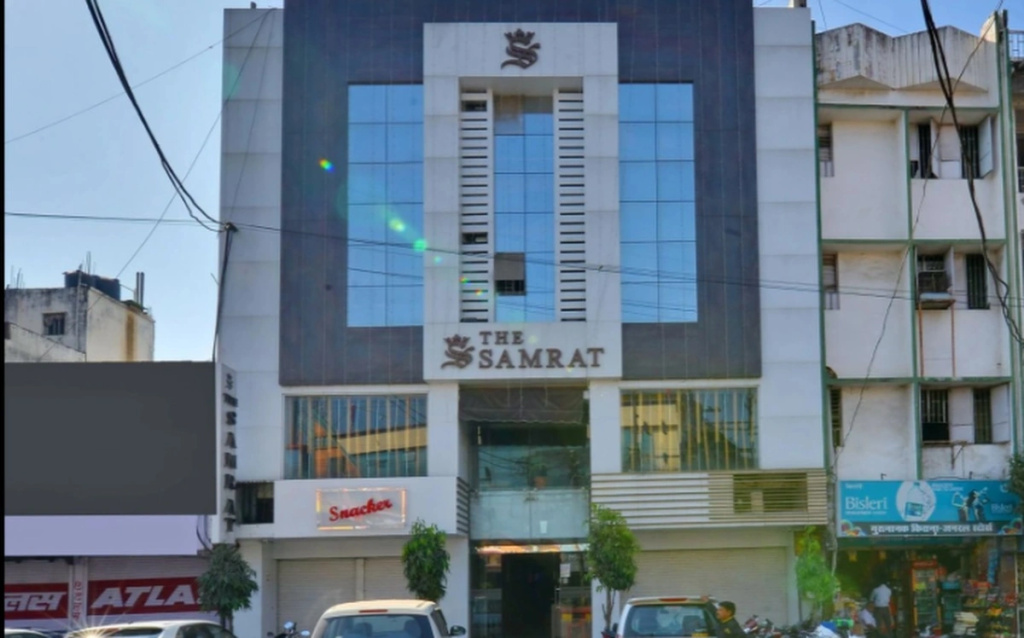 Hotel Samrat