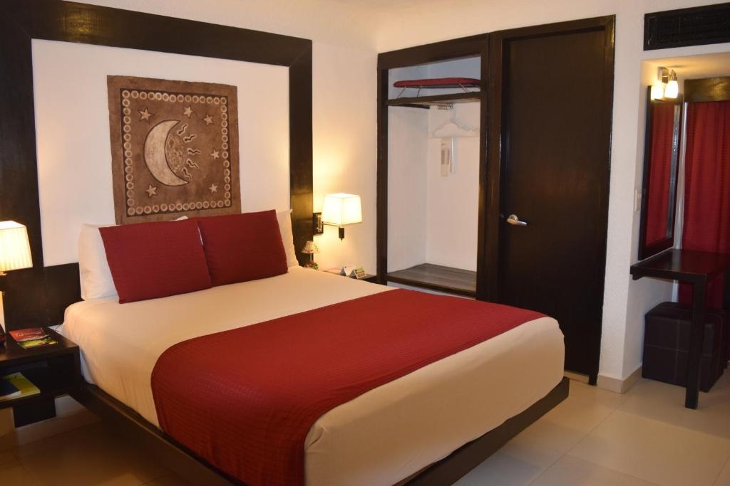 Choco's Hotel — 5