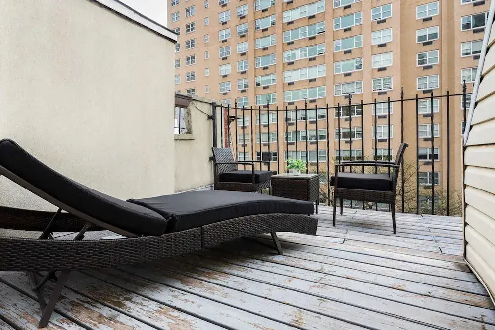 1597 New York Apt