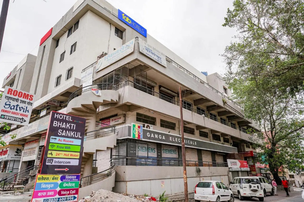 Fabhotel Bhakti Sankul