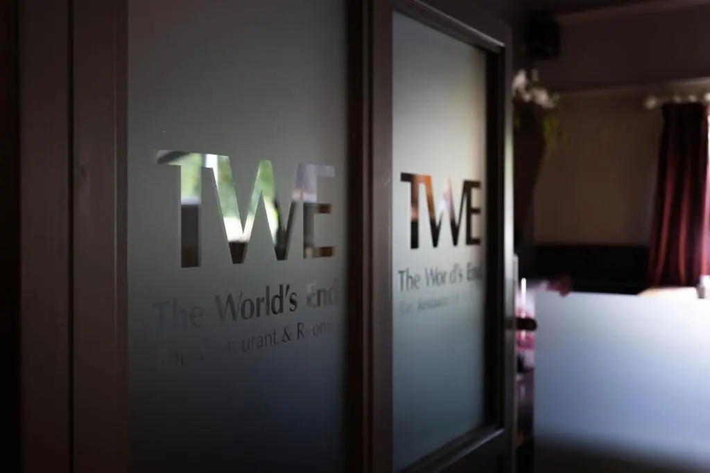 The Worlds End - Chambres