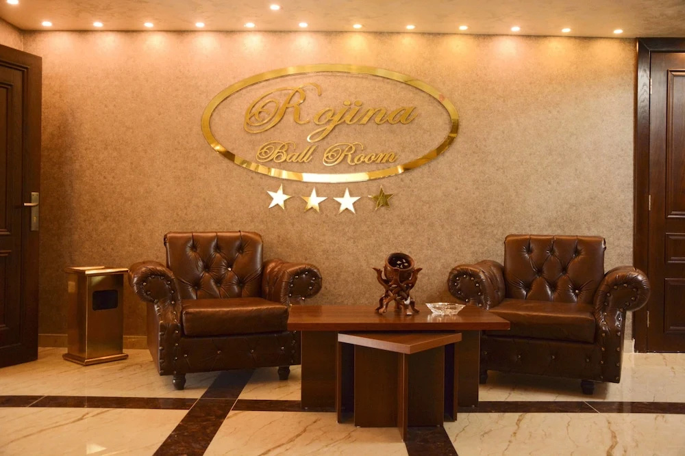 Lobby & Reception