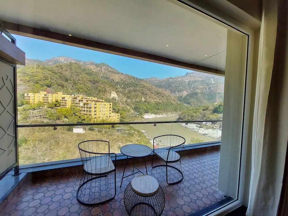 Executive Suite with balcony