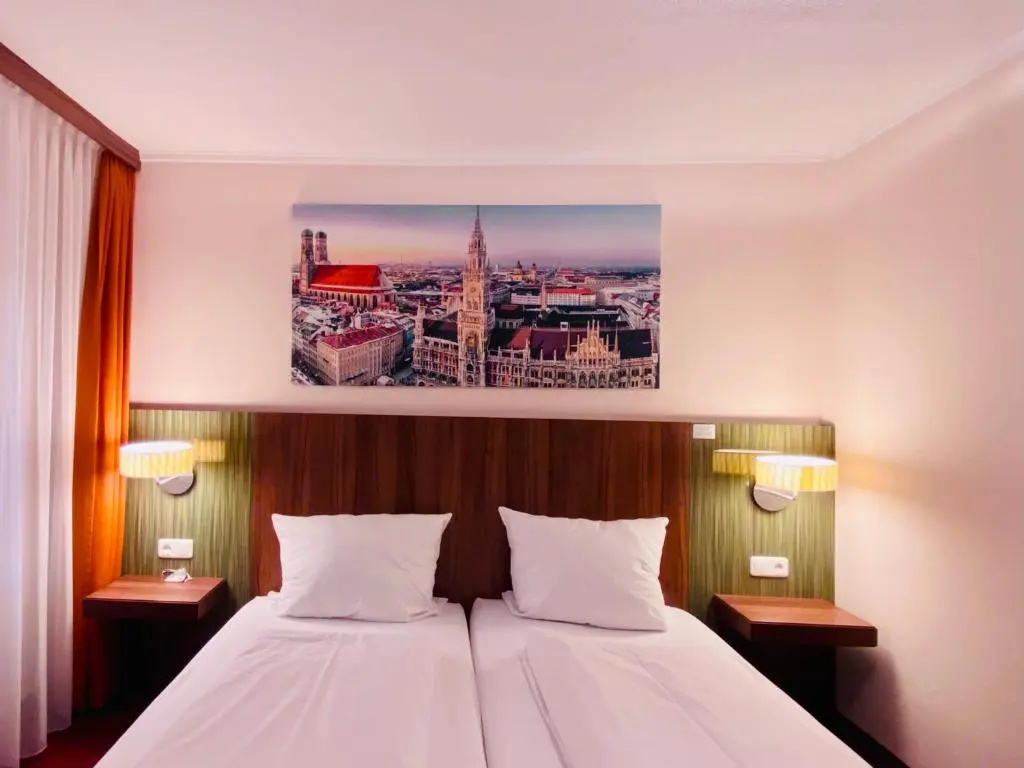 Standard Double room (full double bed)