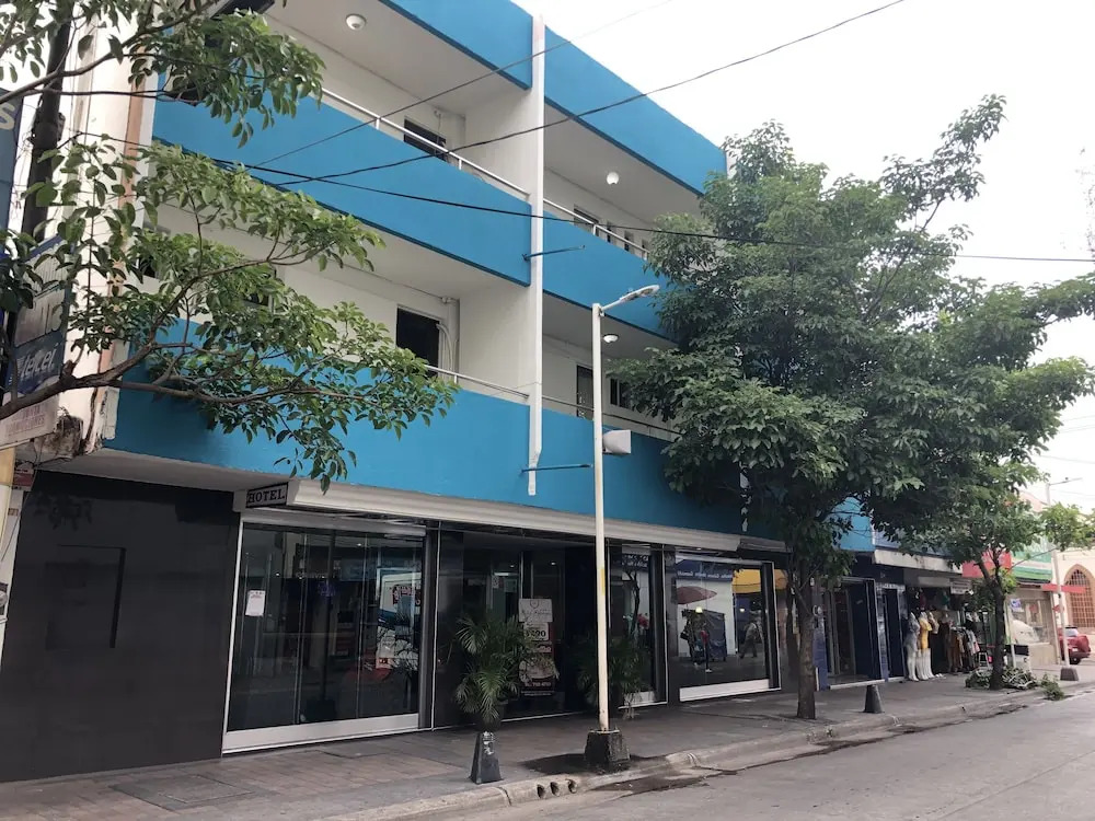 Hotel Francis — фото