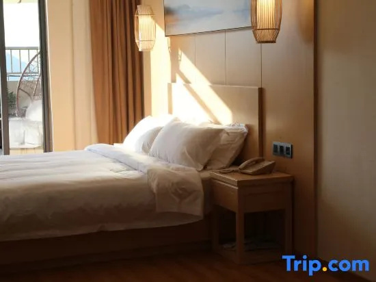Standard Double room with courtyard view (full double bed)